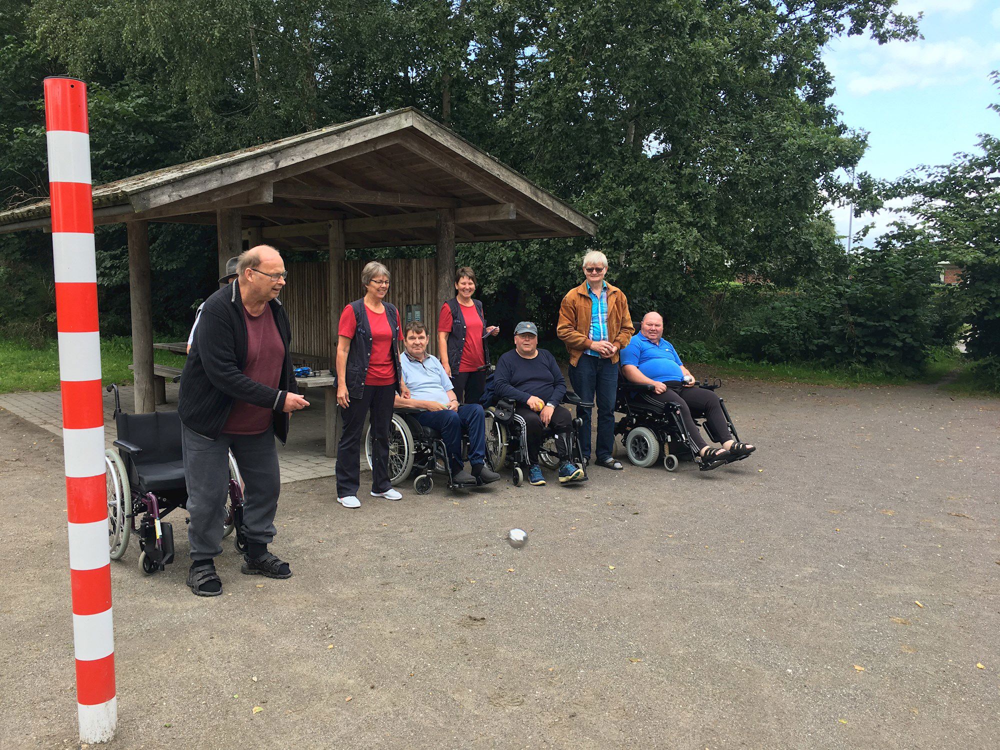 Borgere spiller petanque