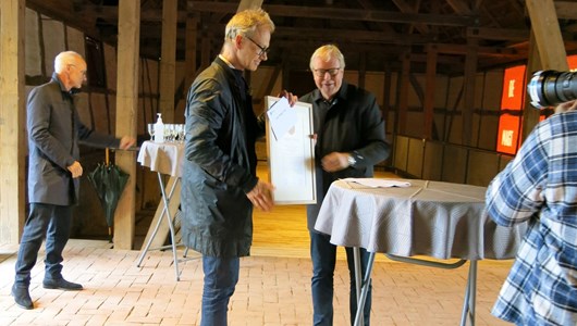 Borgmesteren Overrækker Diplom Til Arkitekten Erik Brandt Dam