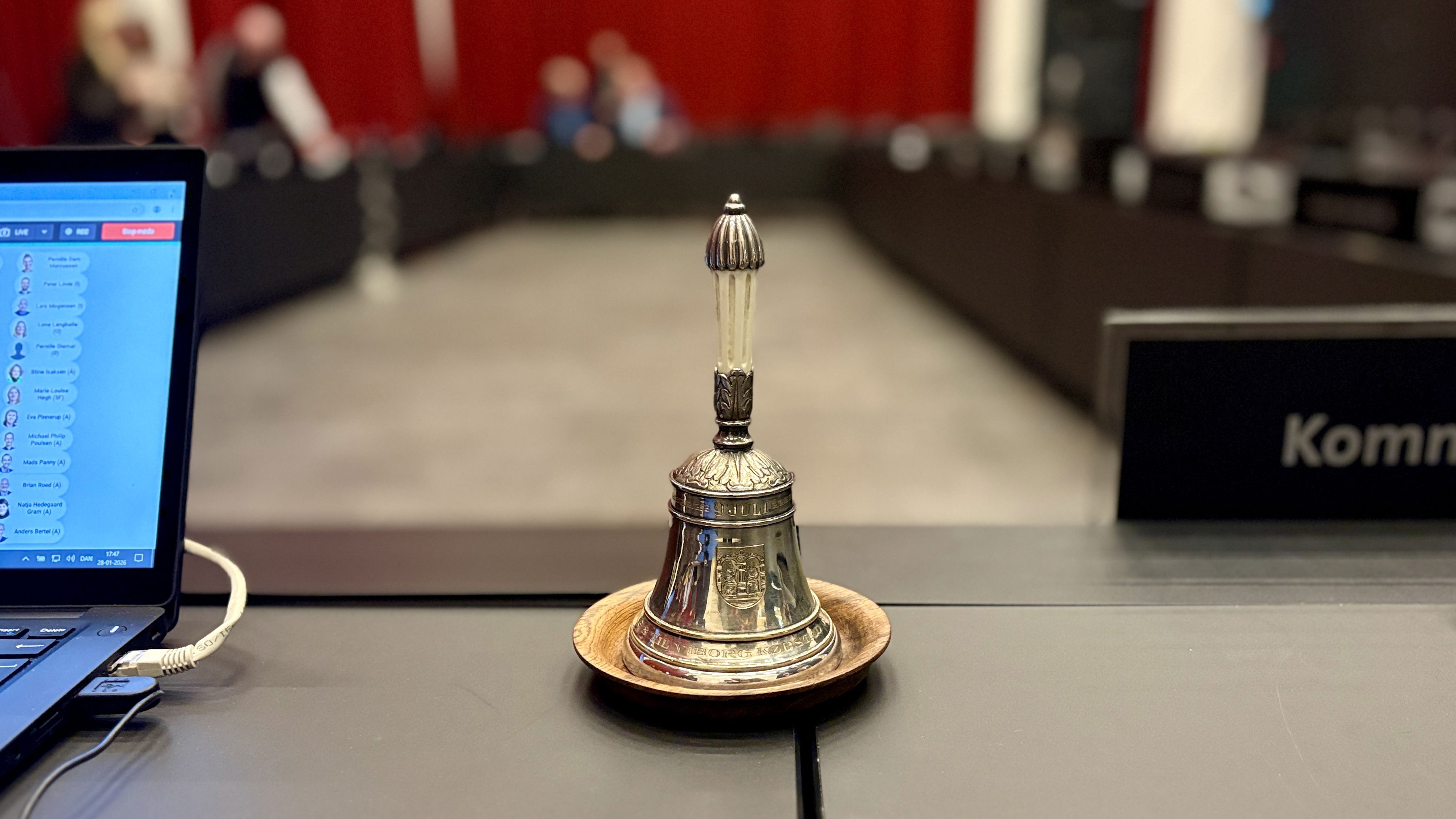 Byrådsklokken i Multisalen på Viborg Rådhus