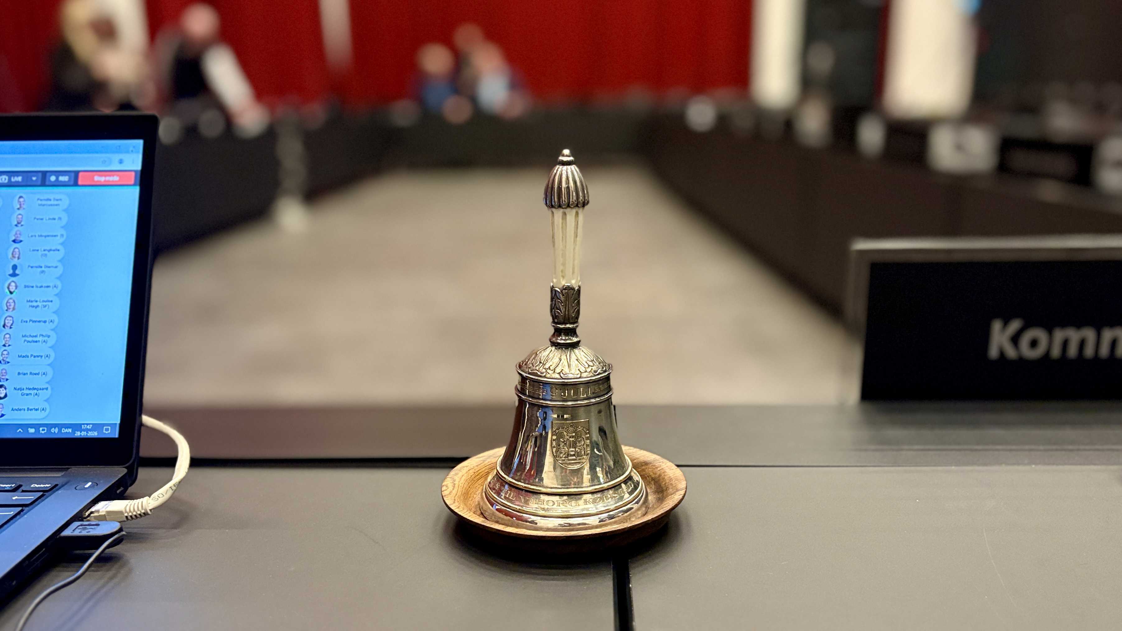 Byrådsklokken i Multisalen på Viborg Rådhus