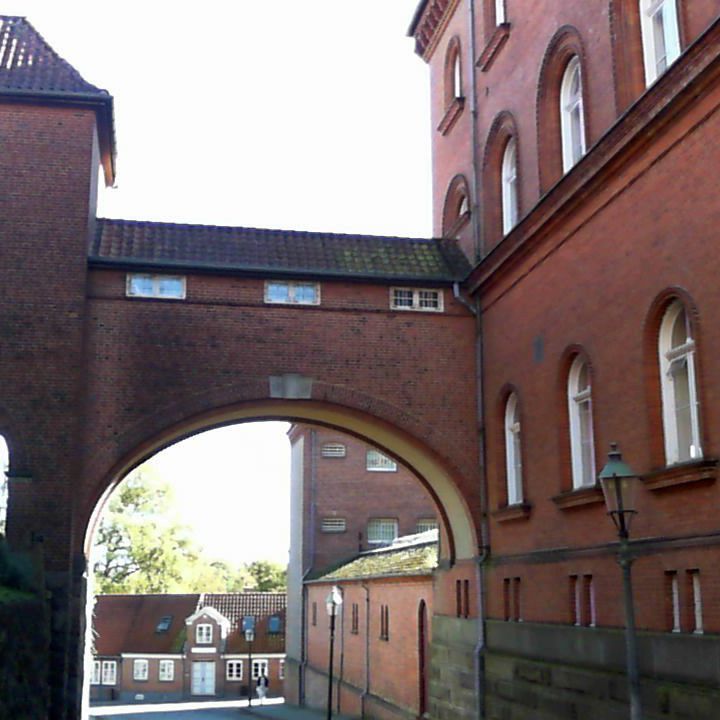 Sukkenes bro mellem Viborg arrest og den tidligere Vestrelandsret. Viborg.